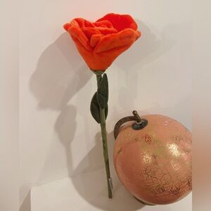 CJ Hendry Flower Shop bloom